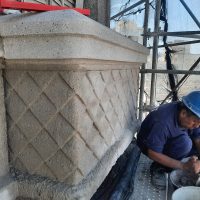 Proceso de restauración de balcones en fahada
