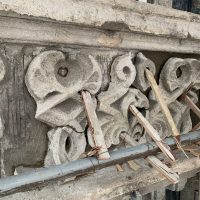 Detalle del proceso de restaruacipon de balcones en fahada